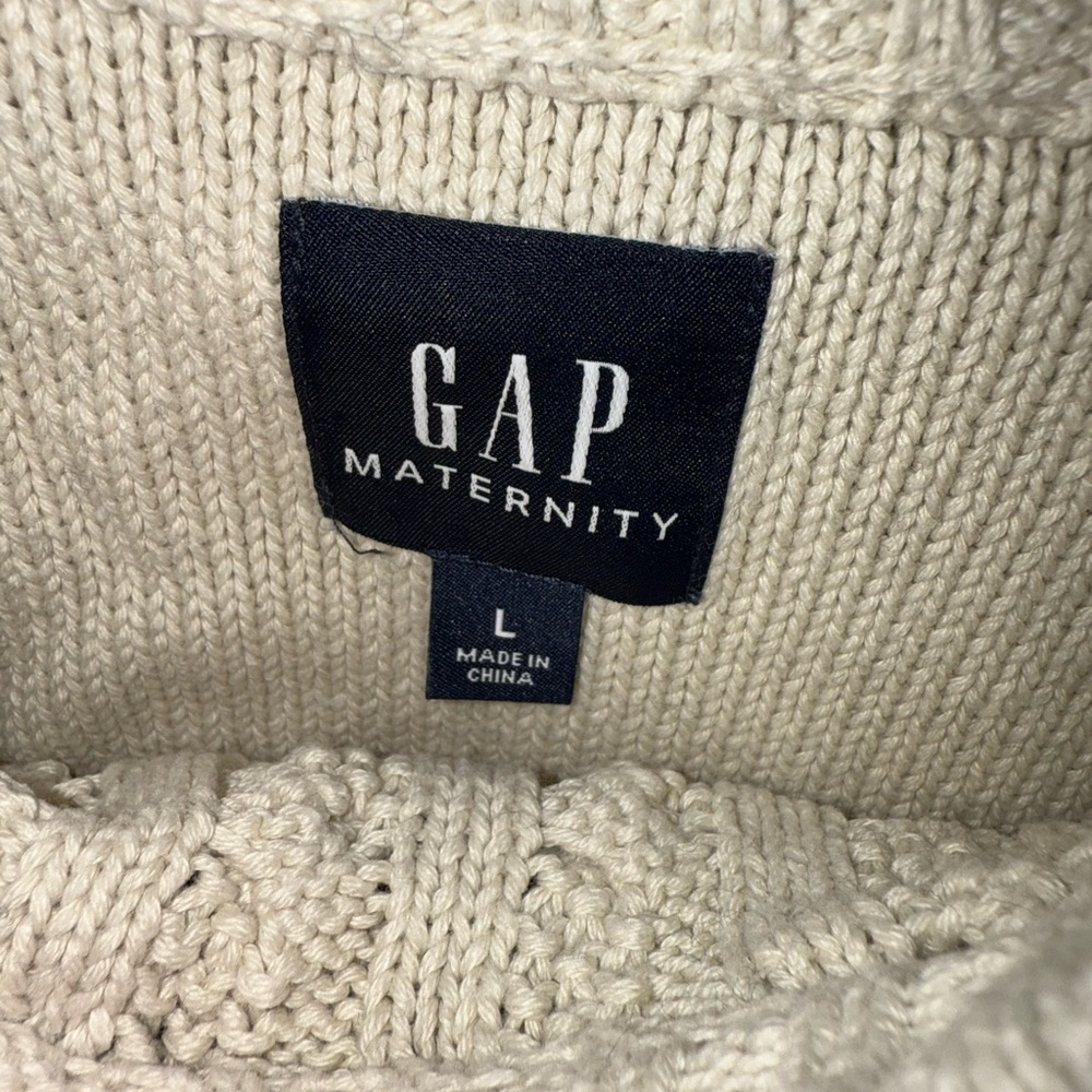 GAP Maternity Beige Knit Sweater Size Large - Picture 5 of 6